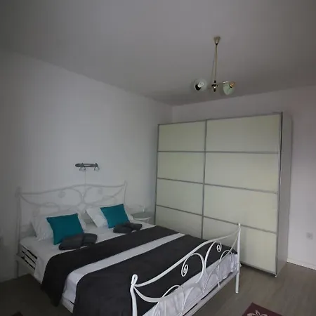 Apartment Dream P-leace