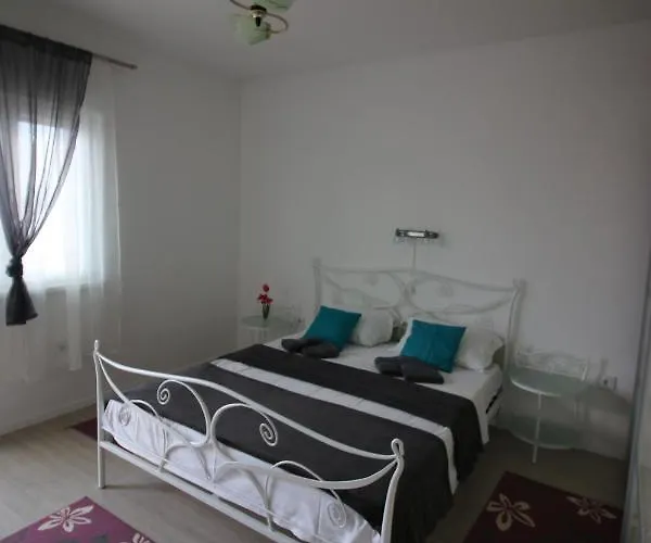 Dream P-leace Apartman *